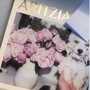 ARITZIA MYSTERY BOX + $100 FREE NWT GIFTS